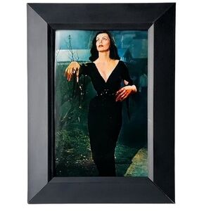 Vintage Vampira  Horror Queen beauty skeleton gothic goth 60s 70s vamp Vampire